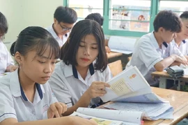 TP.HCM: Ôn tập cho HS cuối cấp dưới 30 người/phòng
