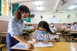 Chấm thi tốt nghiệp THPT tại TP.HCM được bố trí chia ca, lệch giờ