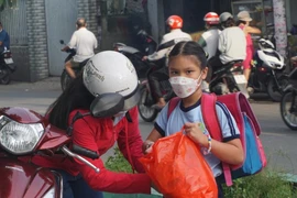 Sở GD&ĐT TP.HCM thông tin chính thức về việc lùi giờ vào học