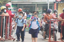Sở GD&ĐT TP.HCM ra văn bản khẩn tăng cường phòng chống dịch COVID-19