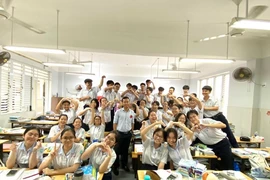 Thành tích khủng của một trường ở TP.HCM: Ba lớp học có gần 100% học sinh đỗ trường Y
