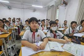 TP.HCM dự kiến miễn học phí bậc THCS