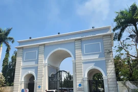 Vụ Trường Quốc tế Mỹ Việt Nam: Phụ huynh muốn tiếp quản quyền điều hành của trường