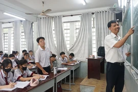Những vật dụng bị cấm mang vào phòng thi tốt nghiệp THPT năm 2024