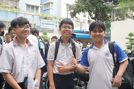 Trường Phổ thông Năng khiếu công bố đề thi minh hoạ vào lớp 10