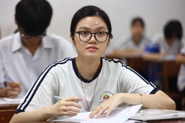 Thi tốt nghiệp THPT: Điểm trung bình các môn giảm mạnh, trừ Vật lý