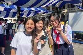 Hơn 3.500 học sinh, phụ huynh dự ngày hội tư vấn tuyển sinh tại Trường chuyên Lê Hồng Phong