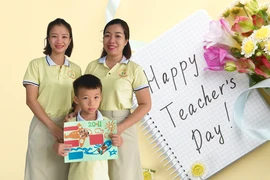Tôi đã từng đặt câu hỏi “tại sao phải nặng nề việc tặng quà cho thầy cô?"