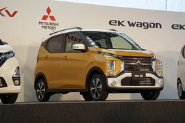 Mitsubishi trình làng mẫu Xpander thu nhỏ giá 230 triệu đồng