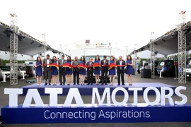 Tata Motors giới thiệu dòng xe tải tiện ích doanh nghiệp Ultra
