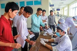 Người lái xe ô tô chỉ cần khám sức khoẻ một năm một lần?