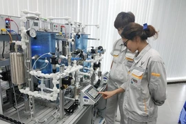 Cô gái Hải Phòng bất ngờ bỏ trường Y để học kỹ sư ô tô 