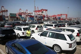 Xe nhập khẩu từ Trung Quốc ồ ạt về Việt Nam