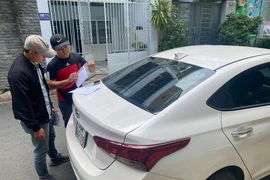 Người dân vẫn lo ngại chưa dám 'xuống tiền' thuê ô tô dịp Tết