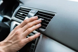 Thay lốc máy nhưng điều hoà ô tô không mát vì nguyên nhân này