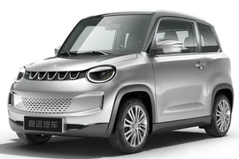 Xuất hiện thêm mẫu ô tô điện nhỏ gọn có giá chỉ ngang Honda SH