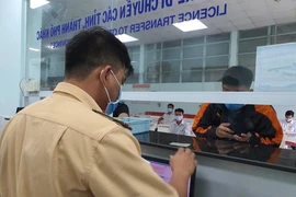 Sau ngày 31-12-2021, chủ xe muốn sang tên đổi chủ cần lưu ý điều này 
