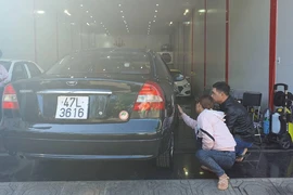 Với chi phí 600 triệu đồng nên mua ô tô cũ 4 chỗ hay 7 chỗ?