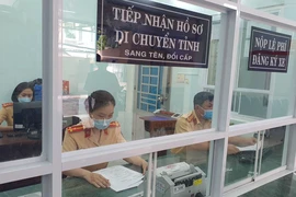 Từ ngày mai, người dân không phải đi xa để đăng ký biển số xe