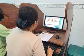 Đề xuất người để bằng lái xe quá hạn từ 3 tháng sẽ phải thi lại cả lý thuyết và mô phỏng