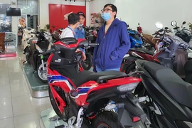 Chạy đua Honda Winner X, Yamaha Exciter giảm giá mạnh