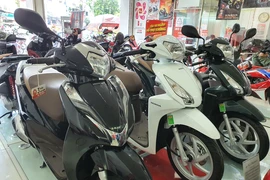 Tiếp nối Vision, Honda Lead cũng giảm giá tháng Ngâu
