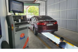 Chủ xe truyền tay nhau kinh nghiệm đi kiểm định xe ô tô để không bị trượt