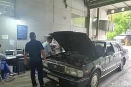 Từ ngày mai, chủ xe ô tô đi đăng kiểm cần biết quy định mới này