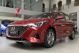 Ô tô vẫn giảm giá sâu, thị trường xe liệu có sức bật?