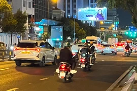 Hoá chất, phụ gia tiết kiệm xăng cho ô tô, xe máy có thật sự 'lợi hại'?
