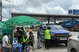 Hiểu đúng quy định được gia hạn chuyển sang tài khoản giao thông đến 31-12