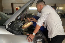 Tìm lời giải giảm phát thải cho các phương tiện giao thông