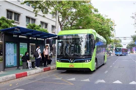 Miễn phí xe buýt tại TP.HCM: 'Đòn bẩy mềm' cho chuyển dịch đô thị xanh