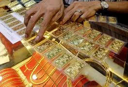 Có gì mới tại phố chuyên kinh doanh vàng bạc? 