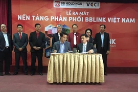 Tiệm tạp hóa, chợ truyền thống... lên đời nhờ công nghệ mới