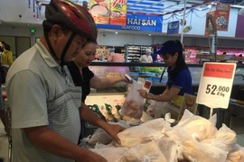 Thực hư gà Mỹ siêu rẻ 18.000 đồng/kg bán ở chợ cóc