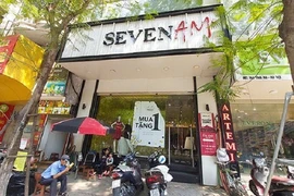 Kiểm tra thương hiệu nổi tiếng nghi cắt mác Trung Quốc