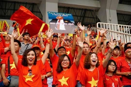 Tour đi Philippines xem chung kết SEA Games đắt như tôm tươi