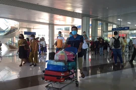Hủy vé đến vùng chưa có dịch, nhiều khách không được hoàn tiền