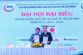 Lo lắng hướng dẫn viên bỏ nghề, không quay lại với du lịch