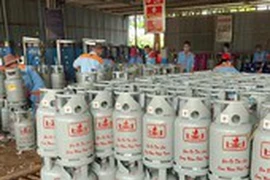 Giá gas bất ngờ giảm mạnh hơn 20.000 đồng/bình