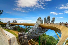 Đà Nẵng, Huế... tung tour giảm giá khủng hút khách TP.HCM 