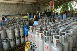 Giá gas tháng 5 tiếp tục giảm 19.000 đồng/bình
