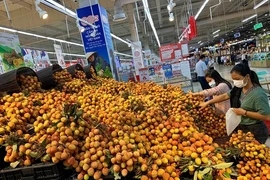 Trong 2 ngày 1 hệ thống bán lẻ tiêu thụ 3 tấn vải thiều