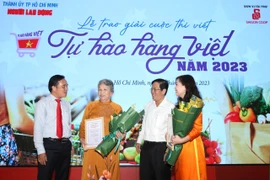 6 tác phẩm đoạt giải cuộc thi viết Tự hào hàng Việt năm 2023 