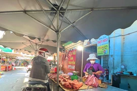 Các chợ vắng khách. ẢNH: TÚ UYÊN