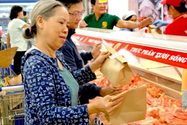 Siêu thị Việt Nam chuyển mình vì môi trường xanh