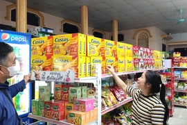Kích cầu dịp 2-9: Doanh nghiệp, siêu thị ở TP.HCM tưng bừng giảm giá, ưu đãi