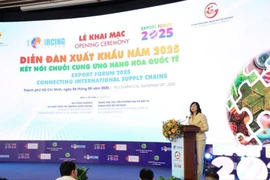 Làm thế nào để hàng Việt có mặt trên kệ siêu thị toàn cầu?
