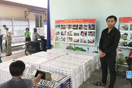 Ô tô gặp nạn trước cửa hầm Thủ Thiêm, tài xế bỏ chạy